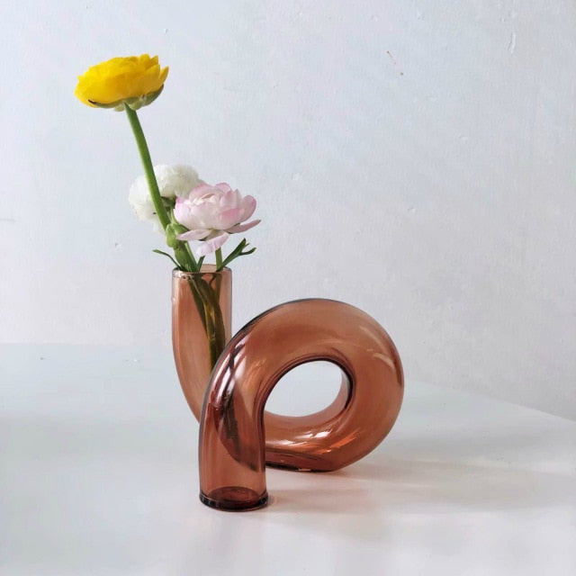 Jarrón de vidrio Aurevio con diseño de asa – Borosilicato, tintado y duradero