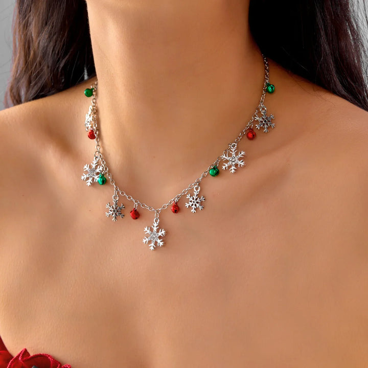 Pulsera de Navidad Aurevienne – Pulsera Ajustable con Copo de Nieve y Cascabeles, Regalo Festivo y Elegante
