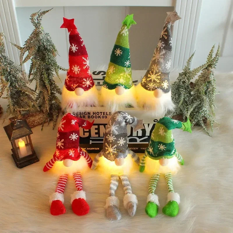 Kerstdecoratie - Gezichtsloze pop met LED-licht en pluche afwerking 2
