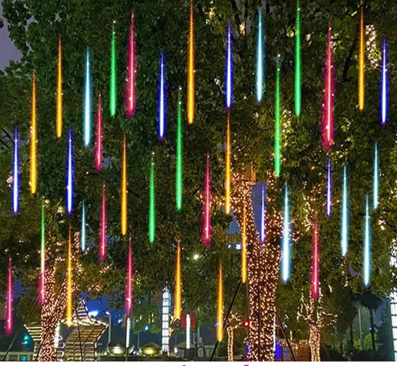 Luminova LED Meteorenregen Verlichting – Waterdichte Buitenverlichting met 8 Buisjes, 30/50 cm, Energiezuinig & Sfeervol Design