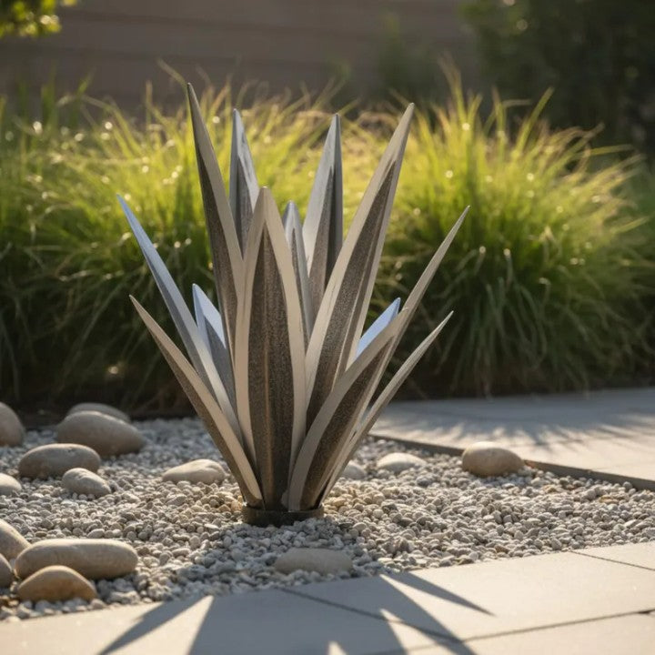 Metalen Agave – Weerbestendig decoratief tuinbeeld in roestkleur voor bloemperken en terrassen 5