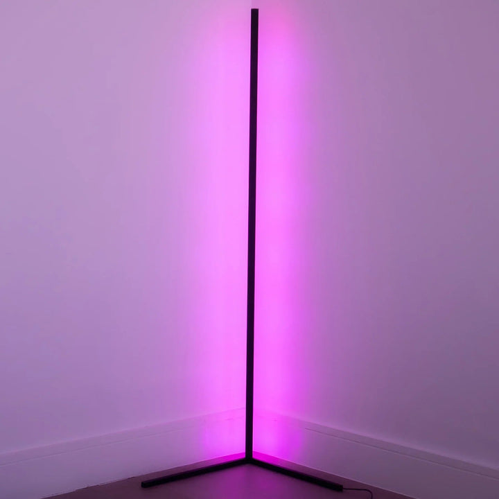 Moderne Hoek Vloerlamp Met Geïntegreerde LED Verlichting En Slim Ruimtebesparend Design | Sansoti 7