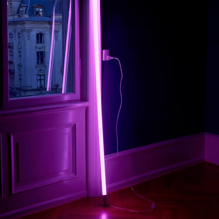 Moderne vloerlamp | Aanpasbare neonverlichting | Flexibele plaatsing 3