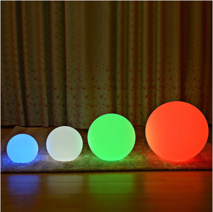 Lunava lampada da tavolo LED – senza fili, ricaricabile e illuminazione a 16 colori