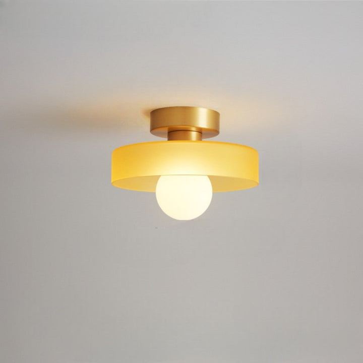 Maisoné Plafondlamp – Bauhaus Design met Glazen Kap &amp; Luxe Messing Afwerking