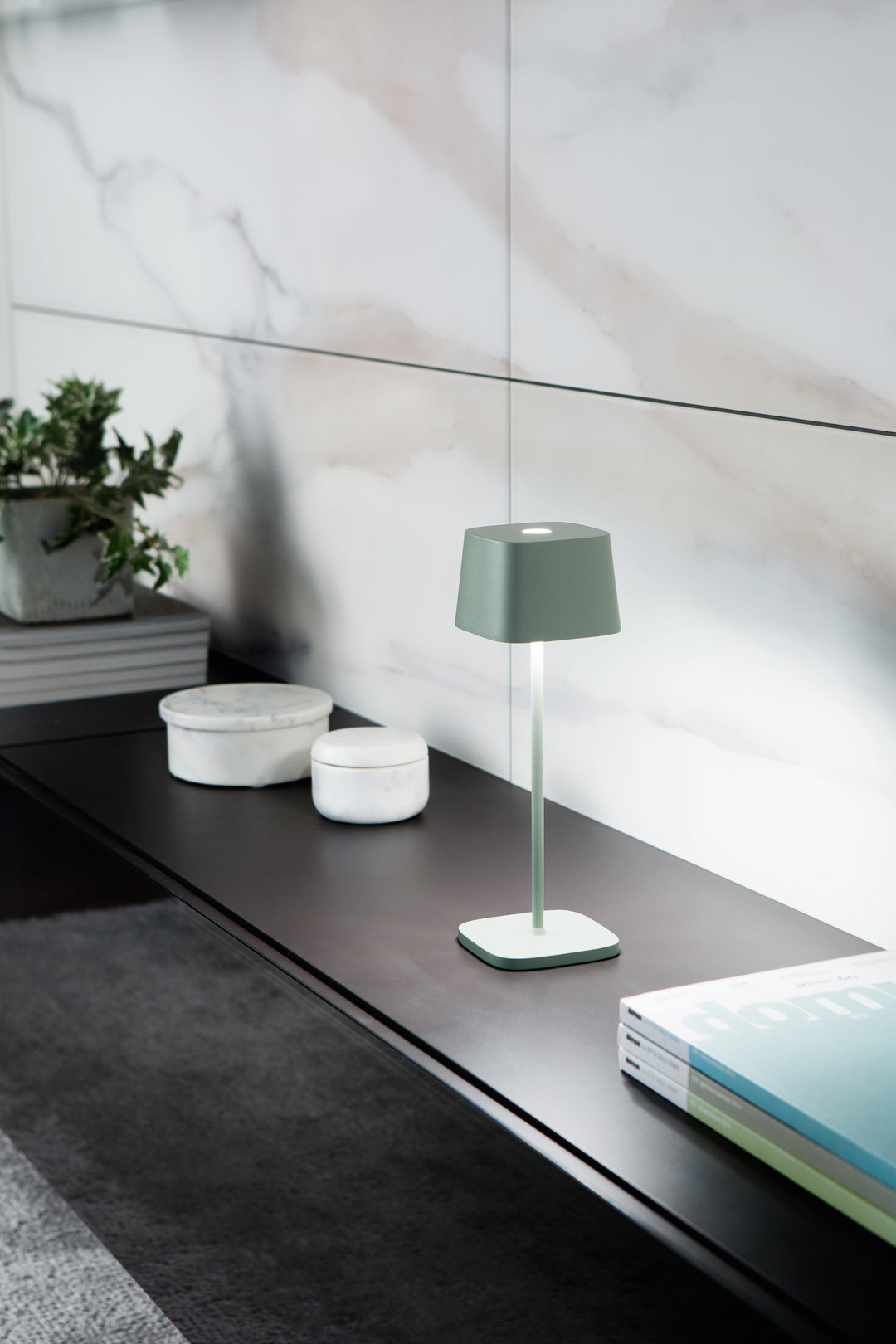 Lumora – Lámpara de mesa LED inalámbrica recargable IP65 interior y exterior