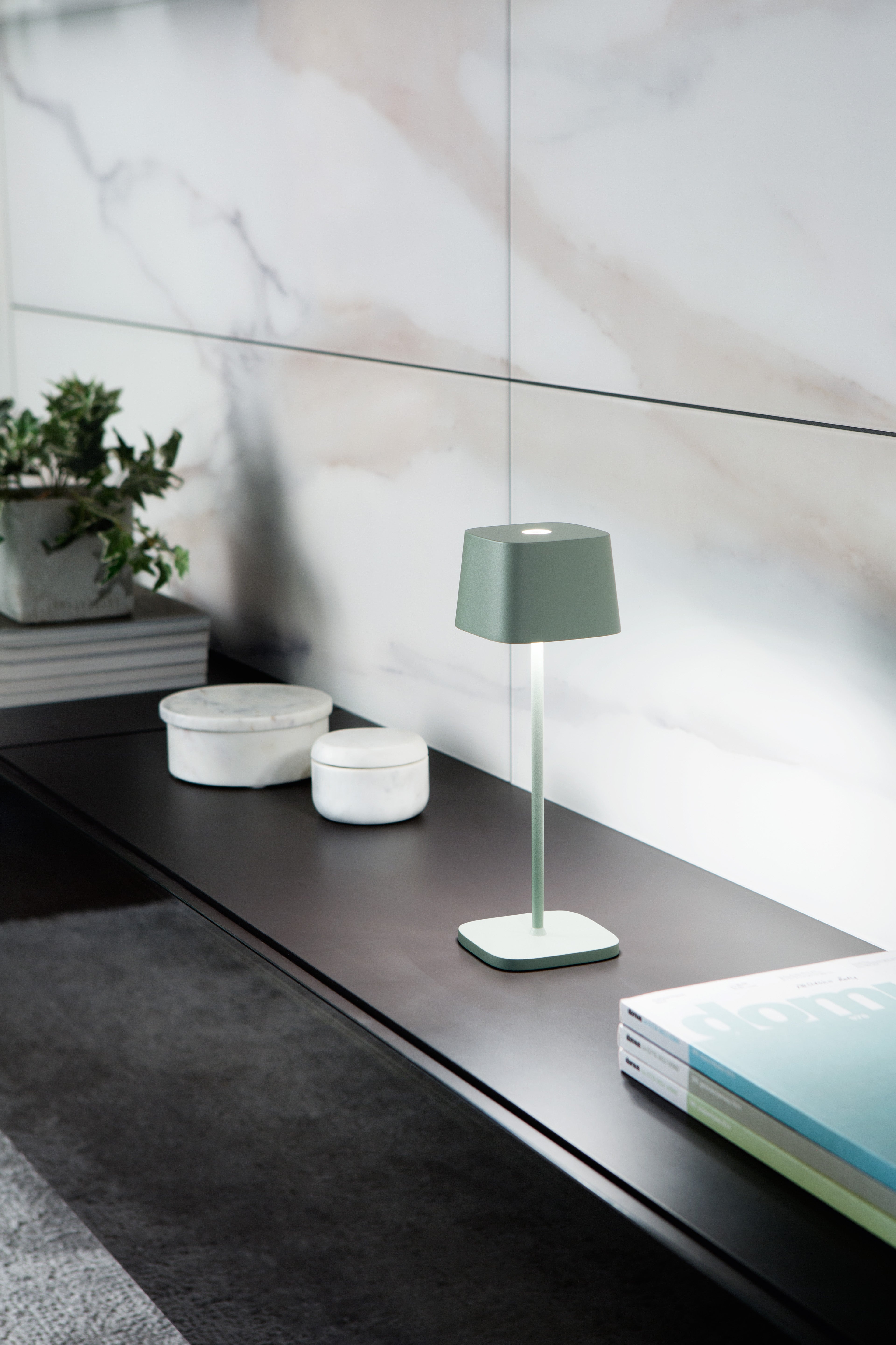 Lumora – Lámpara de mesa LED inalámbrica recargable IP65 interior y exterior