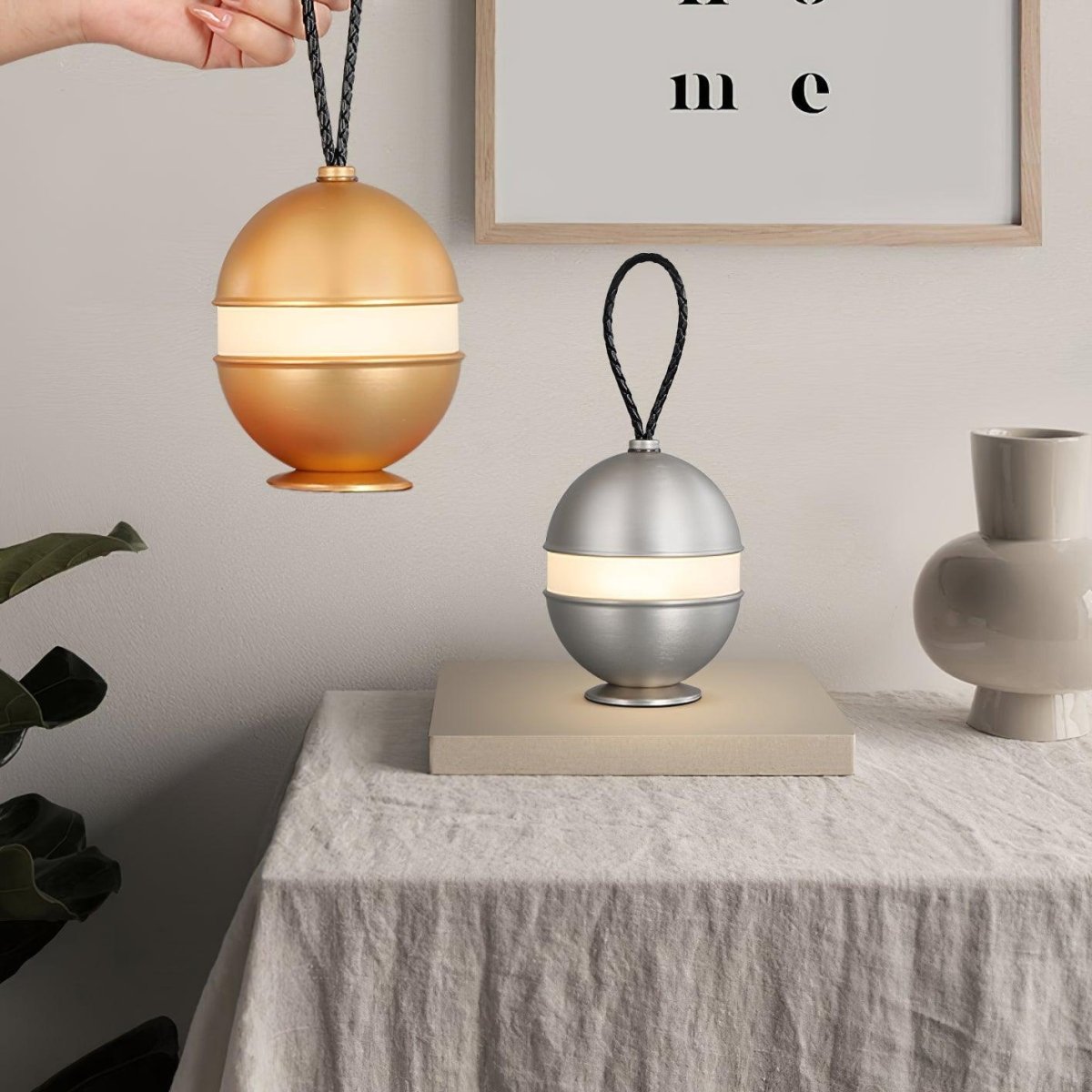 PERLORA – Oplaadbare draadloze touch tafellamp voor een moderne en elegante huisdecoratie 2