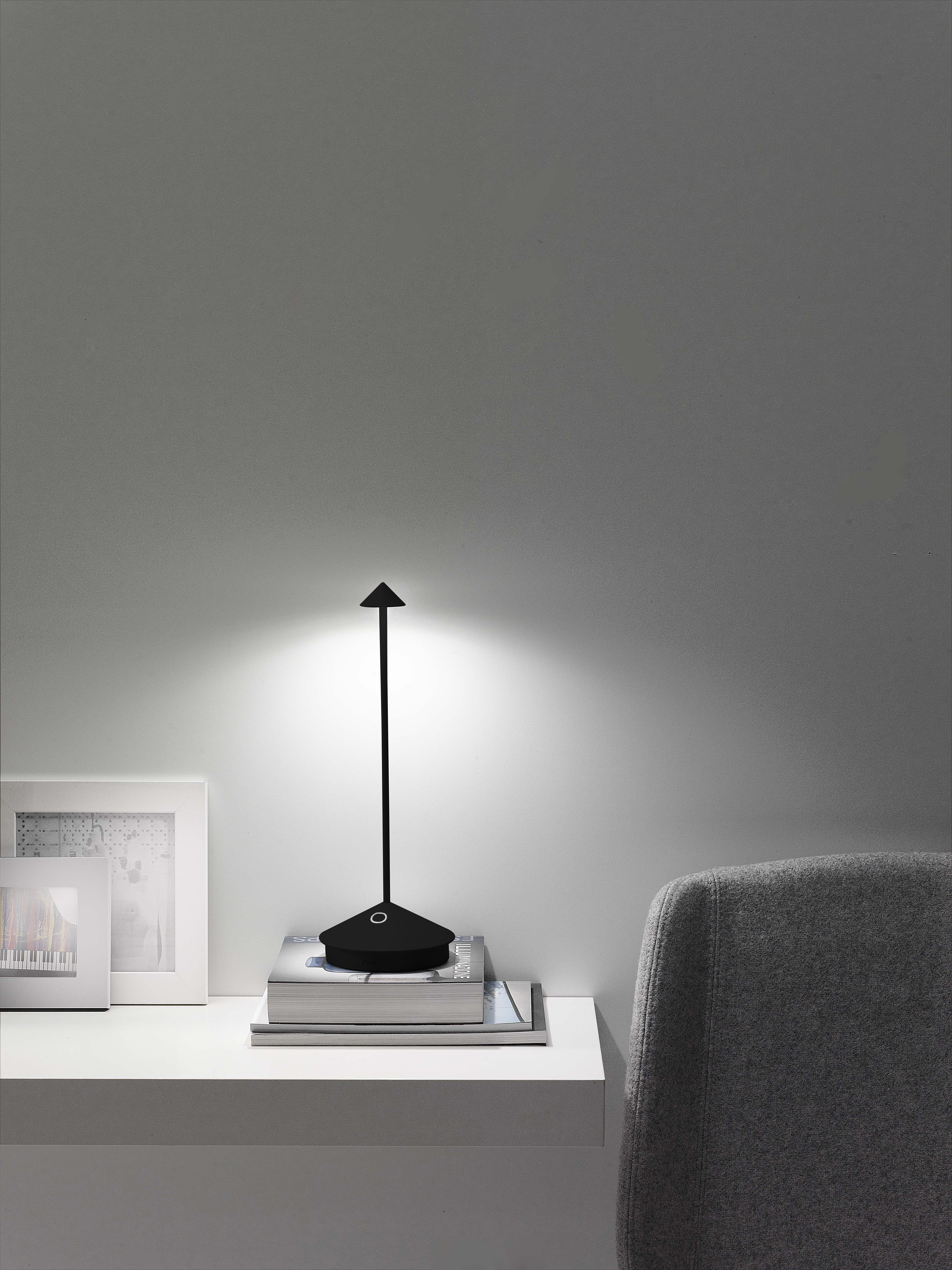 Lumora – Lampe de table LED Rechargeable sans fil IP54 Intérieur & Extérieur