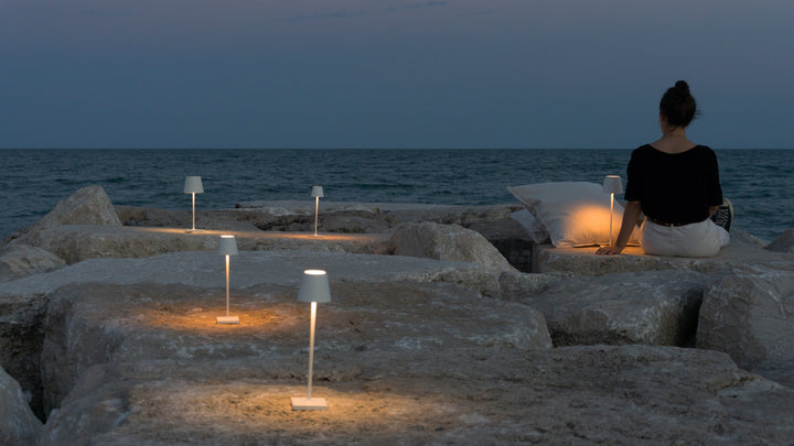LED Tafellamp Draadloos – Oplaadbare Design Lamp met Dimfunctie