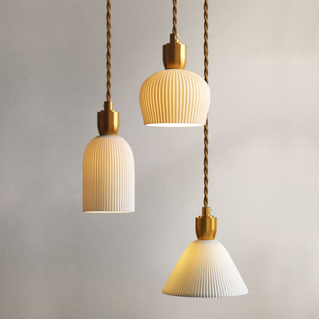 Lampada a sospensione Lumivio – Ceramica piegata e ottone, design moderno in 3 stili