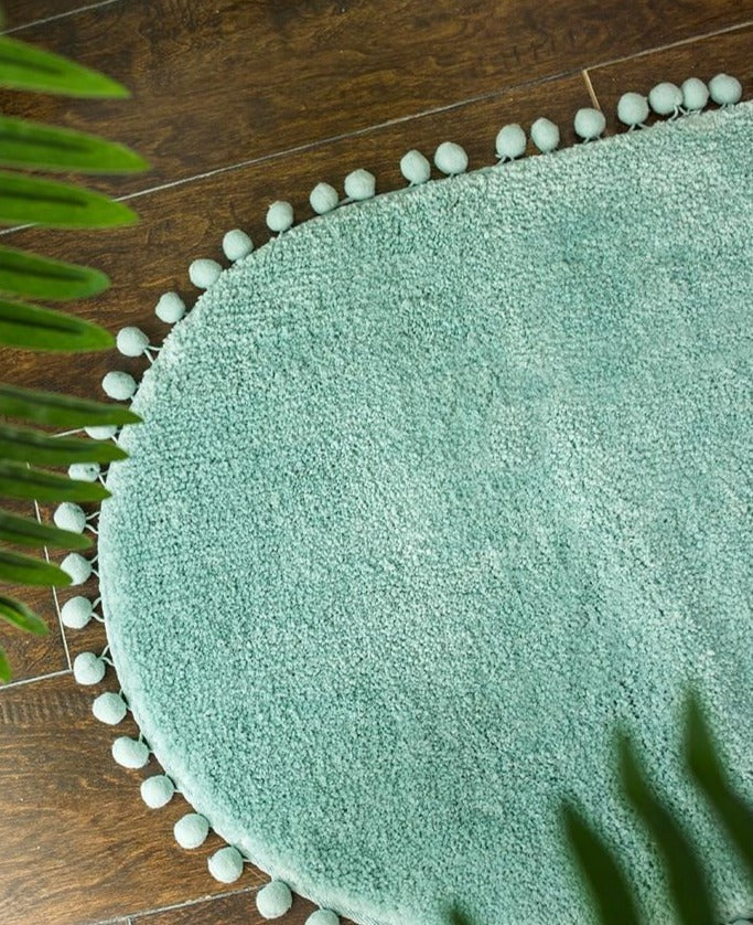 CasaLino Ovaal Vloerkleed – Zacht Polyester met Pompons & Antislip Onderzijde