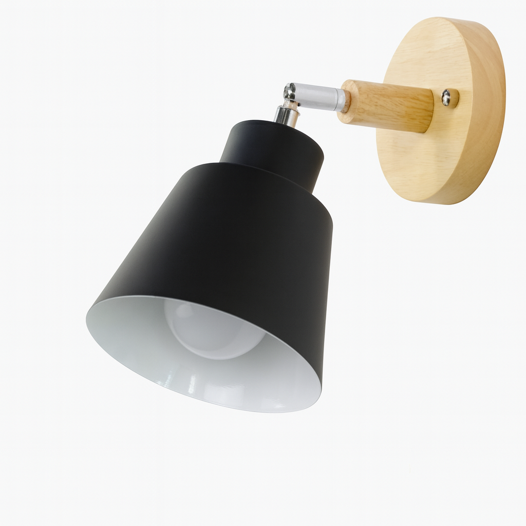 Nordlum Collin Wandlamp – Metalen Kap met Houten Accent en 180° Verstelbaar