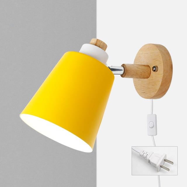 Nordura Leeslamp met Stekker – Verstelbare Kap en Houten Wandplaat