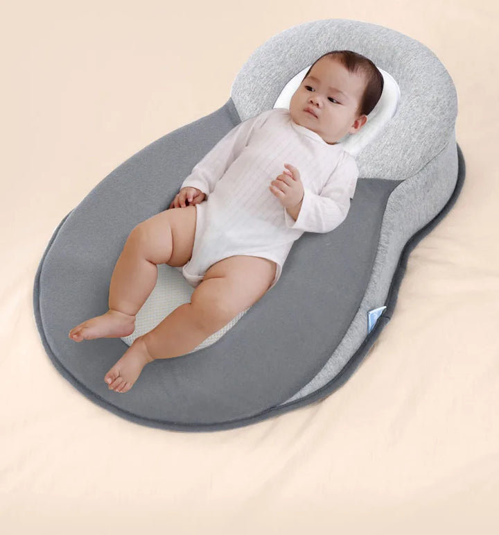BabyEase Almohada Ergonómica – Previene Cabeza Plana (0–6 Meses)