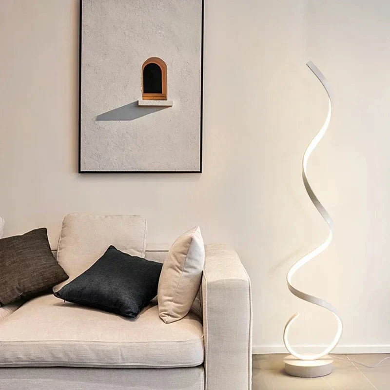 Lámpara de pie Lumora Spiraal – LED regulable en diseño moderno