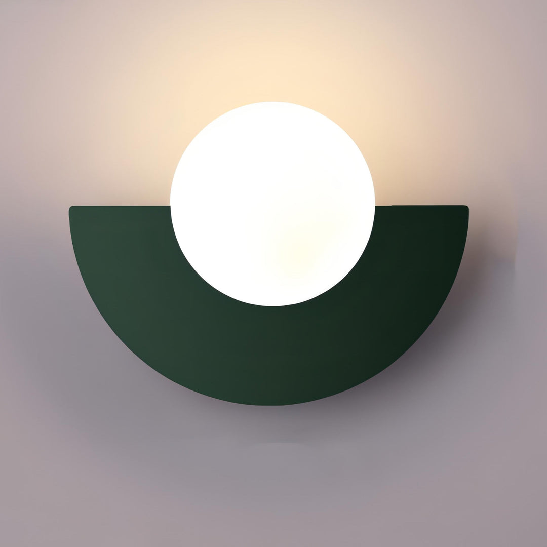 Lámpara de pared Arctiq – Diseño escandinavo hemisférico con iluminación LED integrada cálida