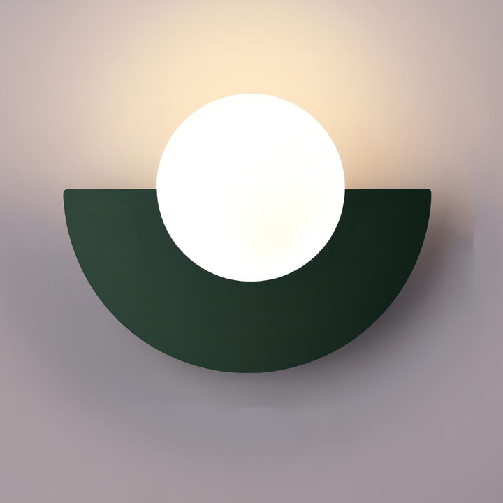 Lámpara de pared Arctiq – Diseño escandinavo hemisférico con iluminación LED integrada cálida