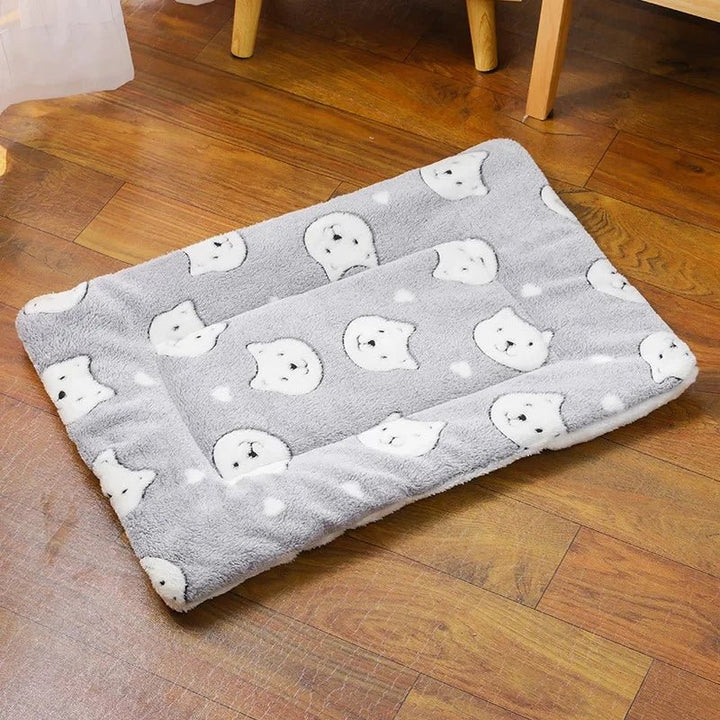 FLANNELPAW – Warm Flannel Sleeping Mat for Dogs &amp; Cats Vestragear
