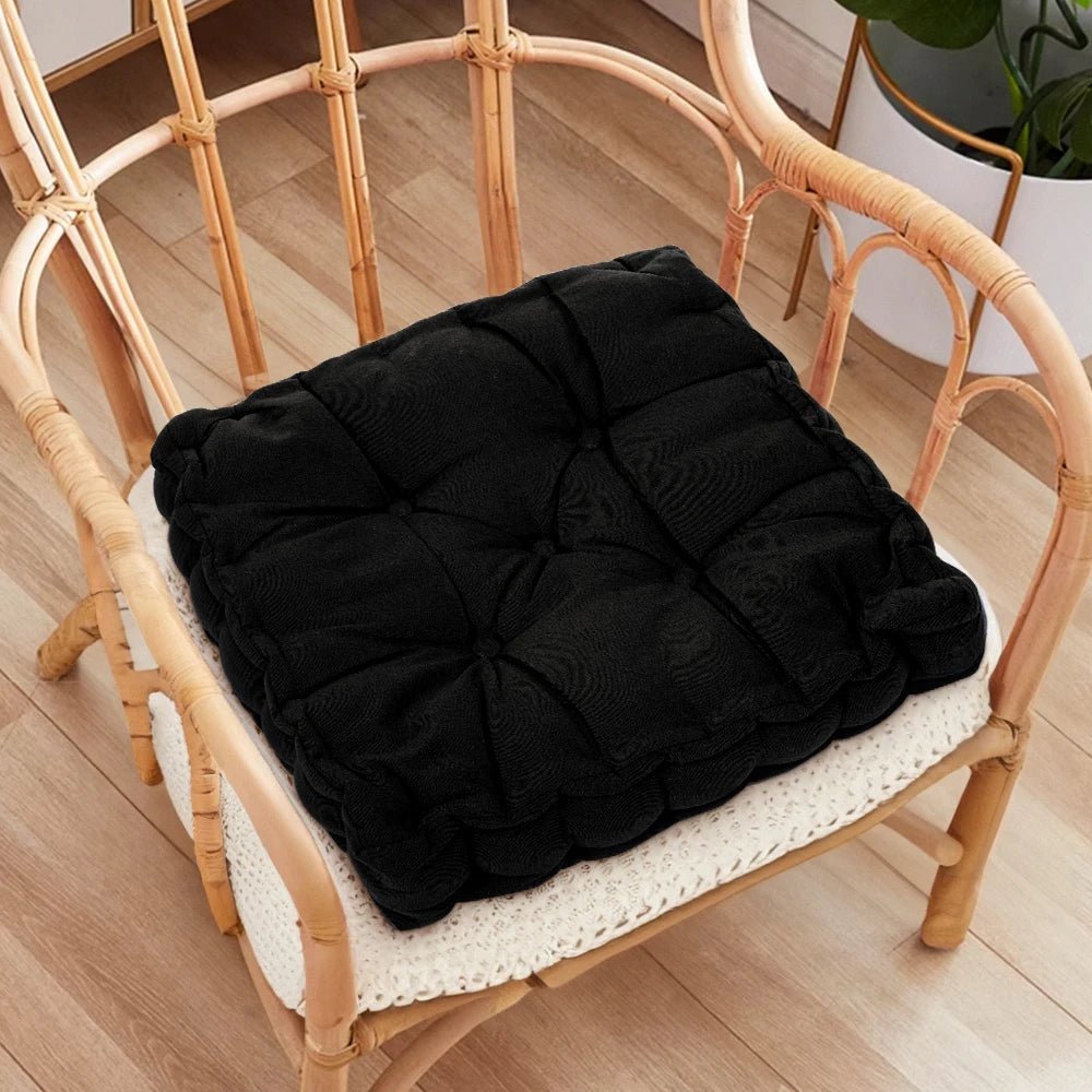 SQUARIA – Square Seat Cushion with Handle for Steady Comfort Vestragear