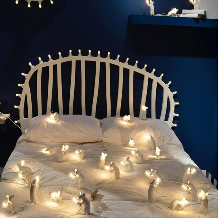 LumoMouse Lámpara de Mesa – Diseño Juguetón, Iluminación LED Cálida y Diseño Duradero