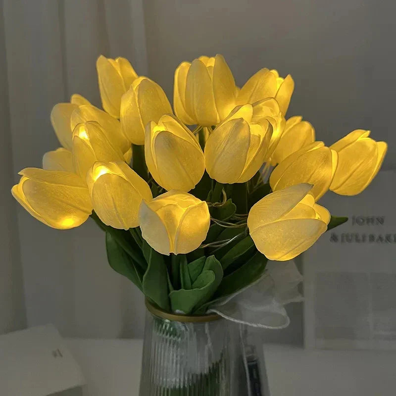 FloraShine – Lámpara de tulipán LED con luz cálida – Portátil y decorativa