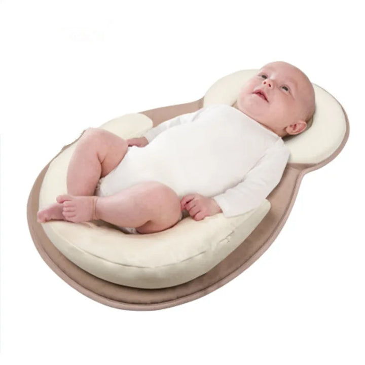 BabyEase Almohada Ergonómica – Previene Cabeza Plana (0–6 Meses)