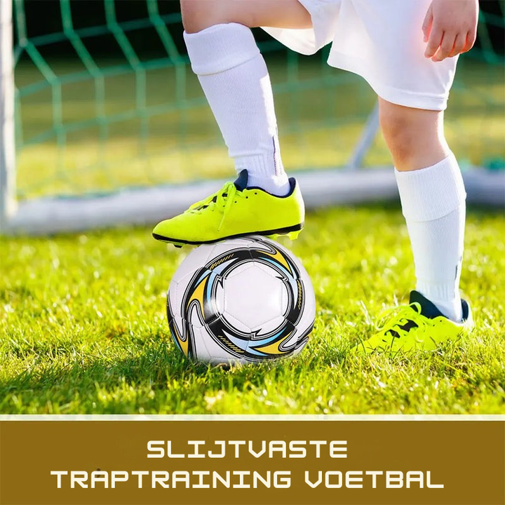 Voetbal Maat 5 – Slijtvast met Antislip en Stevig Ontwerp VestraGear