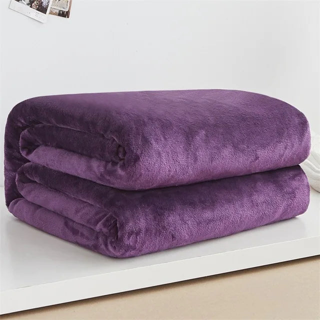 CuddleNest – Manta de forro polar coral ligera – Bebé, sofá y cama