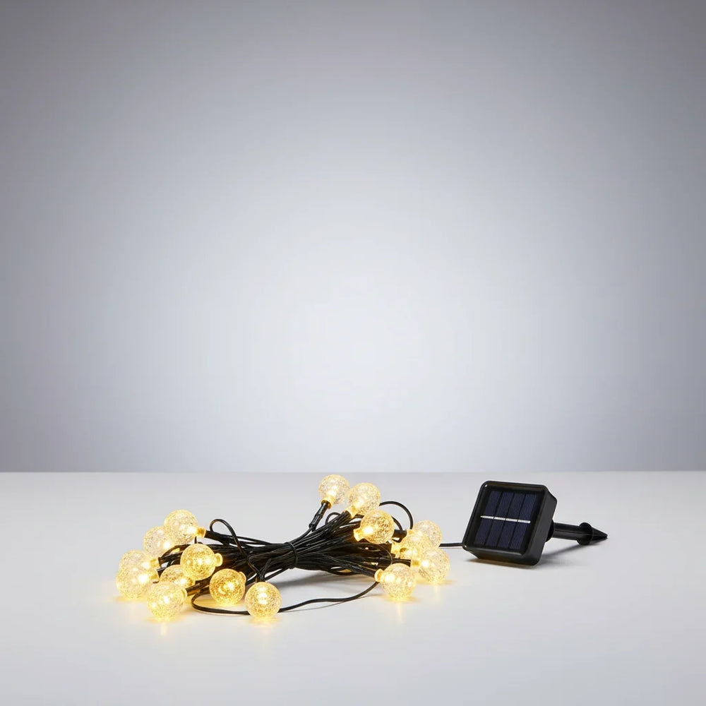 Solar-powered LED string lights - LumenOrbs 1