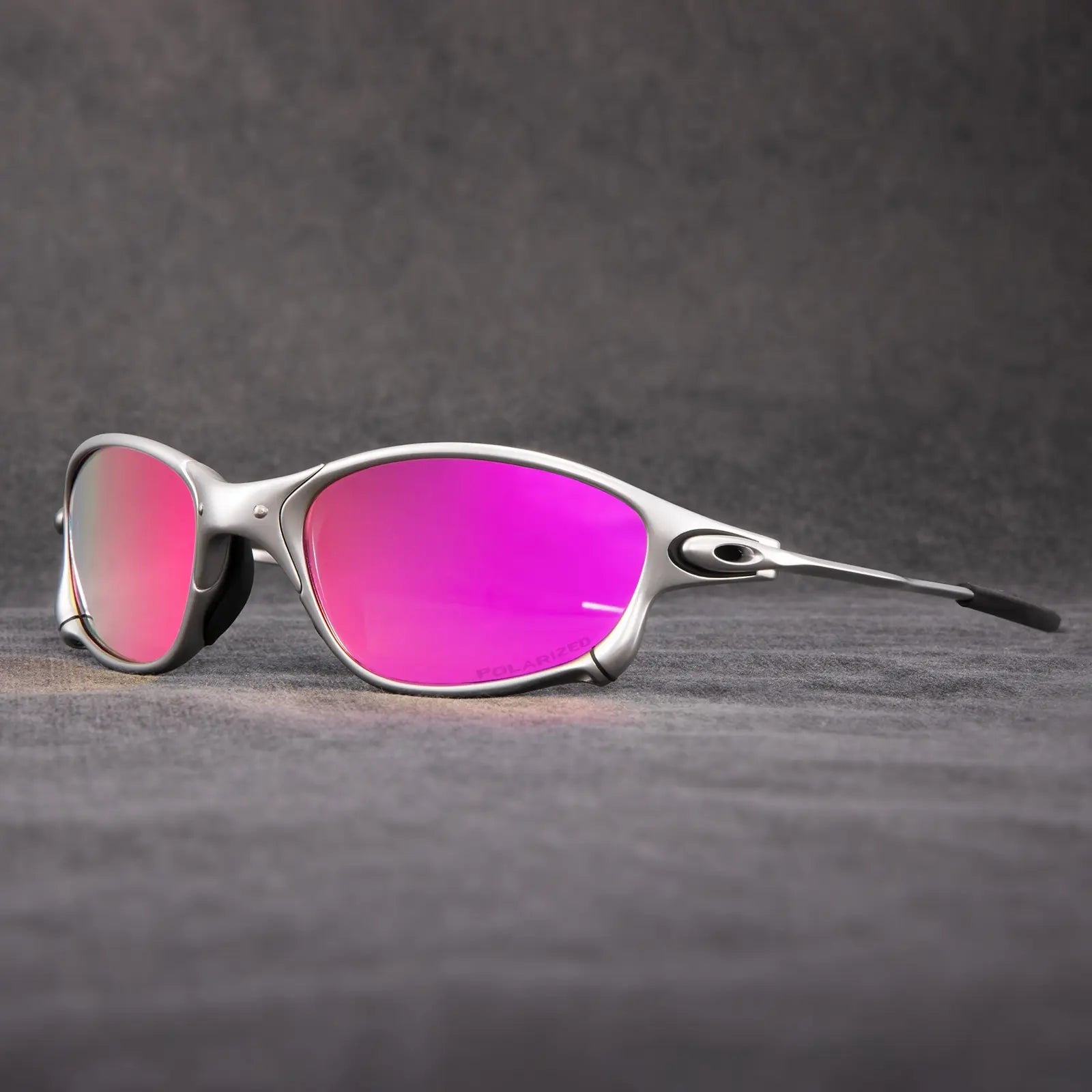 Sportieve Gepolariseerde Zonnebril – Metallic Montuur met Rode Glazen 2
