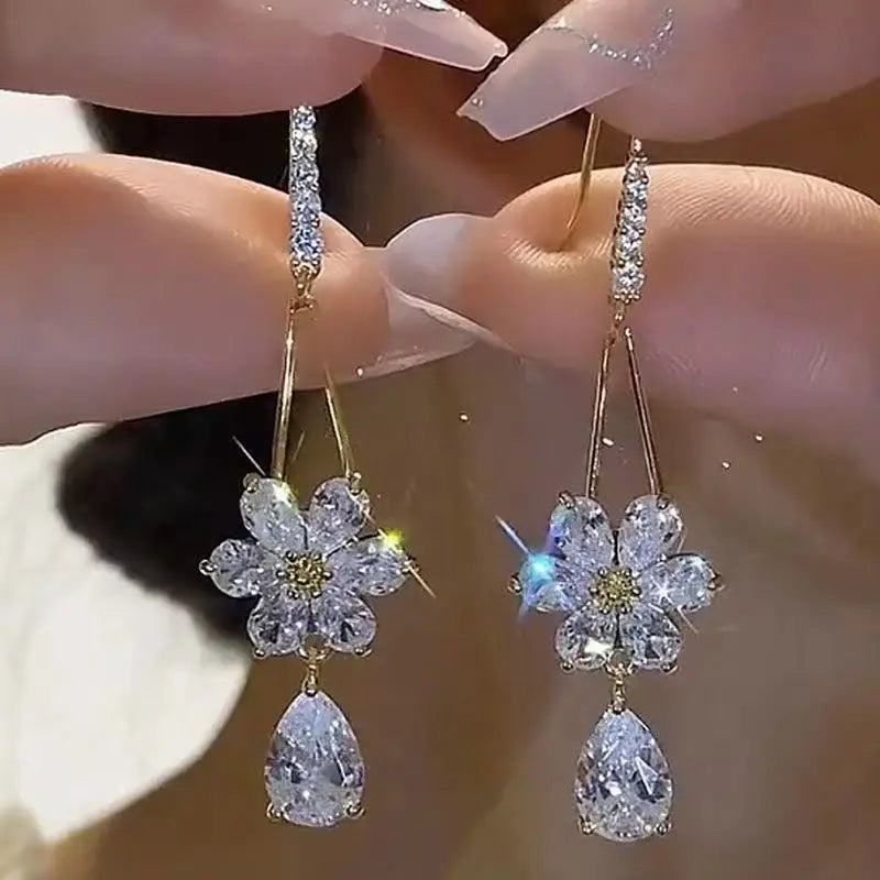 Étoile Glace Sneeuwvlok Oorbellen – Crystal Zirconia met Tassels, Luxe Feestelijke Elegantie