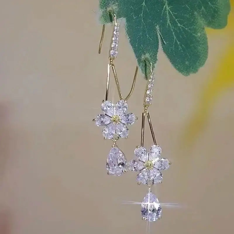 Étoile Glace Sneeuwvlok Oorbellen – Crystal Zirconia met Tassels, Luxe Feestelijke Elegantie