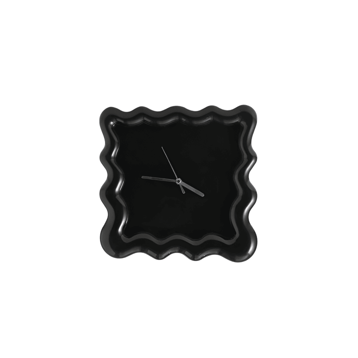 SweetHour | Biscuitvormige wandklok – Crème, uniek ontwerp, moderne decoratieve klok 0