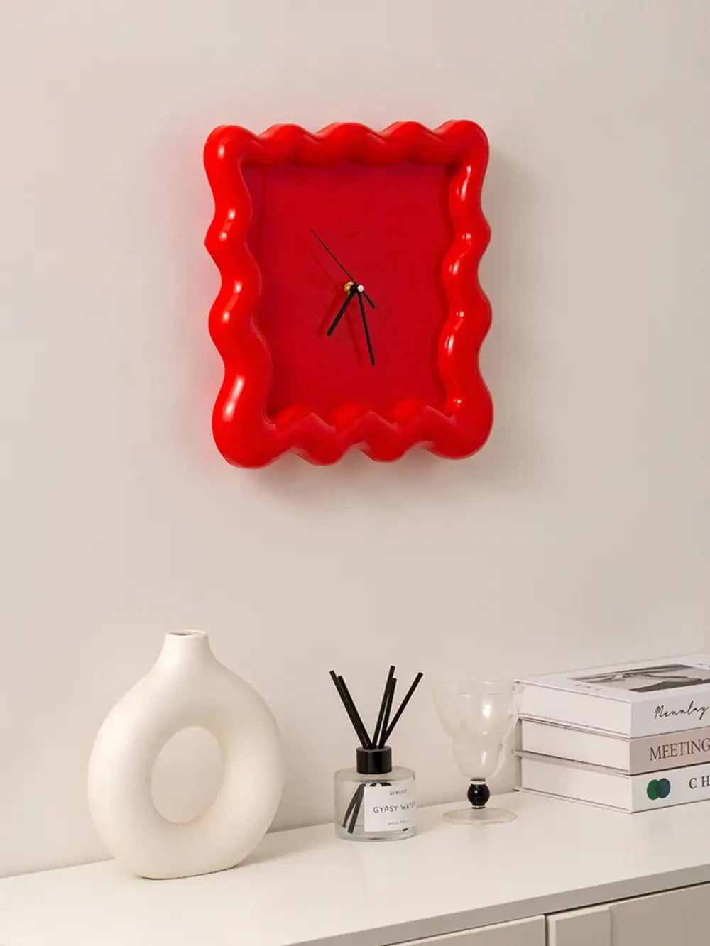 SweetHour | Biscuitvormige wandklok – Crème, uniek ontwerp, moderne decoratieve klok 4