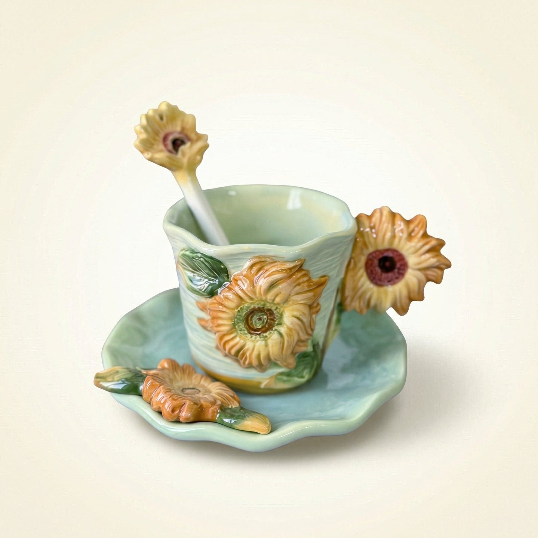 Keramische Kop & Schotel Set – Handgeschilderde 3D Mok met Lepel Vestragear