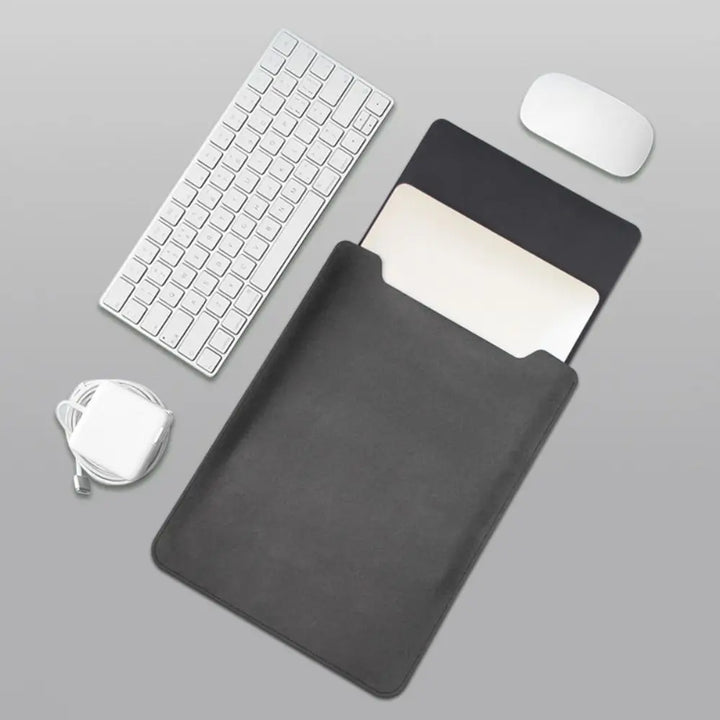 Velaro – Laptop sleeve 13–15 inch PU leer ultradun &amp; waterafstotend