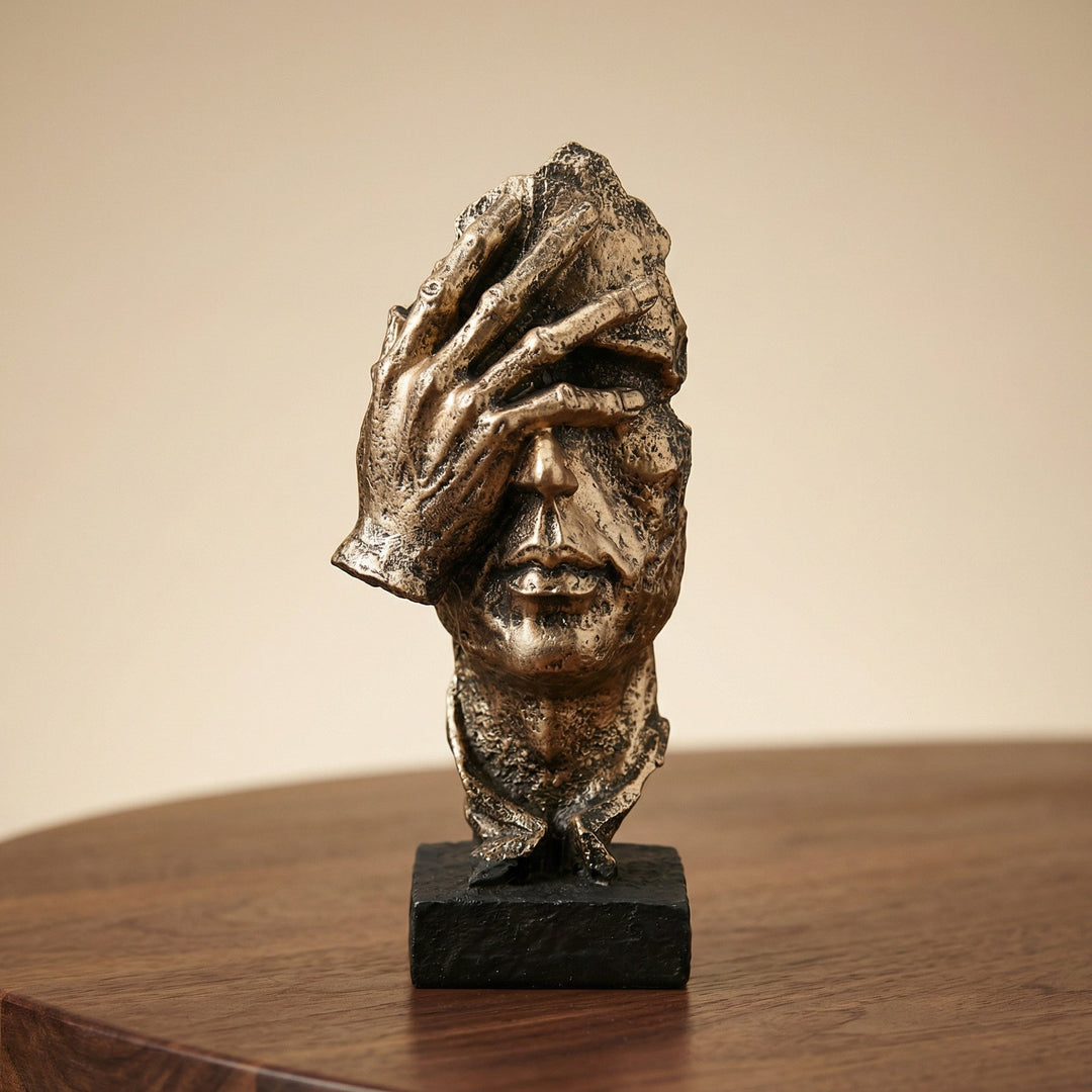 Abstracte Gouden Sculptuur – Moderne Scandinavische Decoratie met Artistieke Uitstraling Vestragear