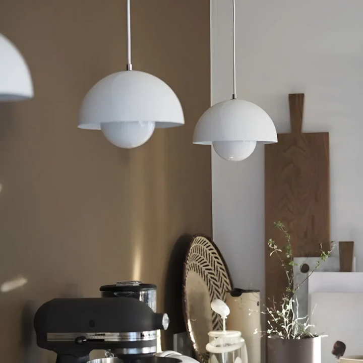 Lámpara colgante NordicBlossom – lámpara escandinava con pantalla en forma de flor y luz LED cálida