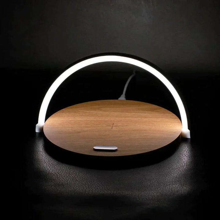 Voltrix Powerlight lámpara de mesa 3 en 1 – carga inalámbrica, luz regulable y soporte para teléfono en un solo diseño