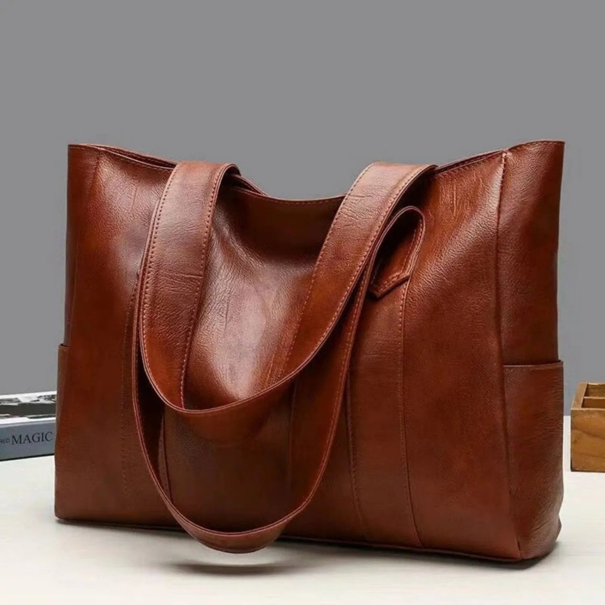 Bolso de hombro de cuero – Diseño espacioso, cierre de cremallera resistente y correa de transporte cómoda