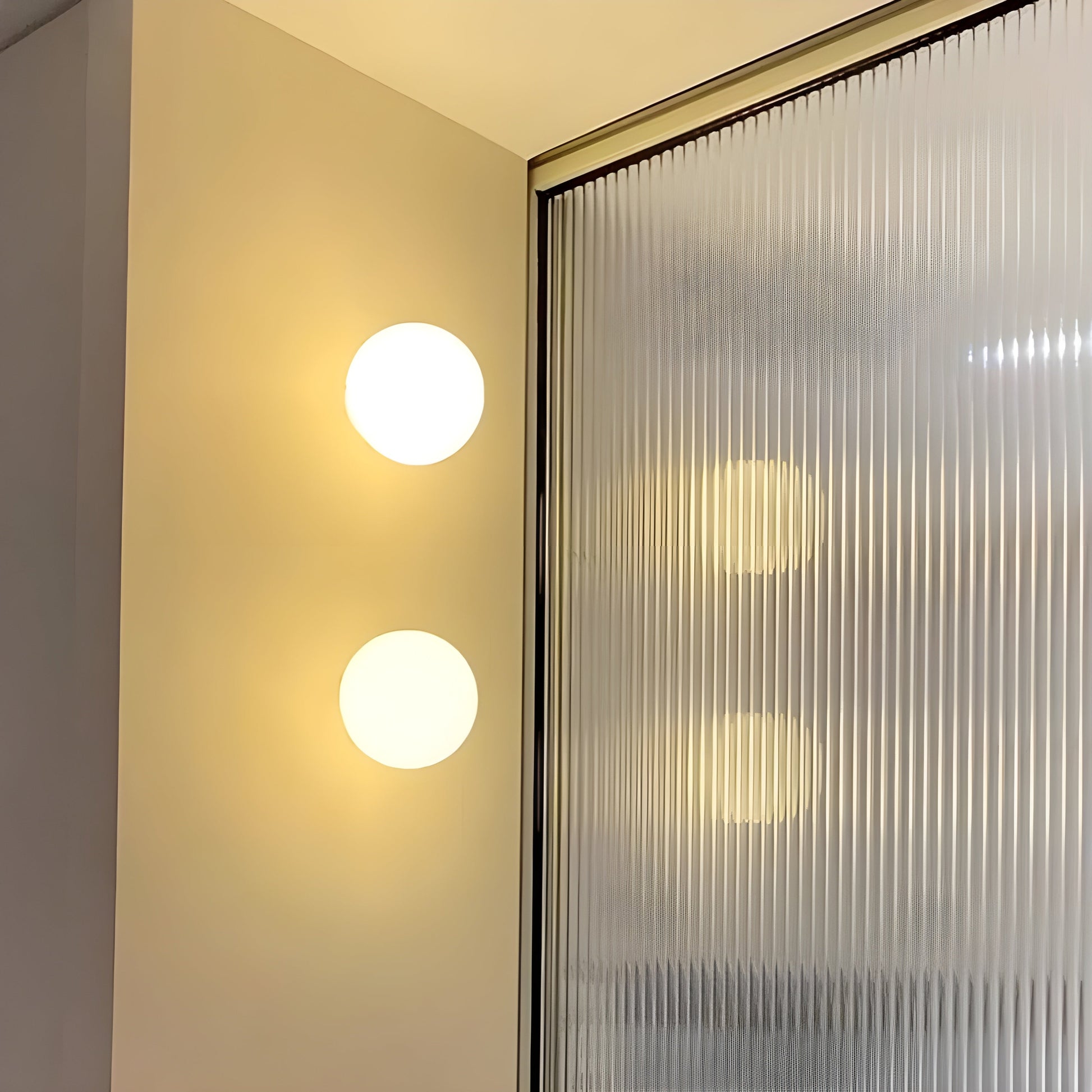 Wandlamp Rond Matglas Minimalistisch Scandinavisch Japandi Stijlvol Woonkamer Slaapkamer | Sansoti 3