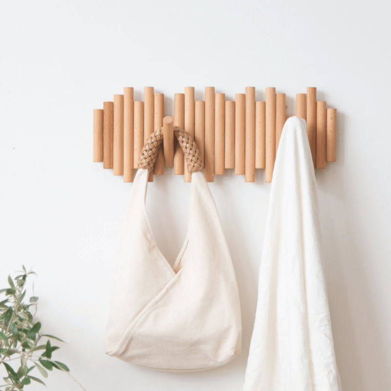 Woodrobe | Handgemaakt houten kledingrek - Scandinavisch ontwerp, wandgarderobe 1