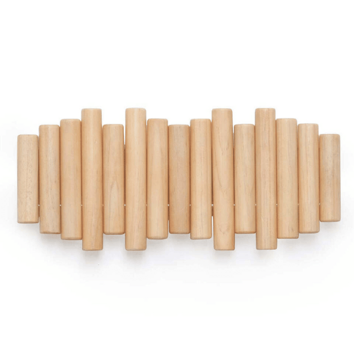 Woodrobe | Handgemaakt houten kledingrek - Scandinavisch ontwerp, wandgarderobe 3