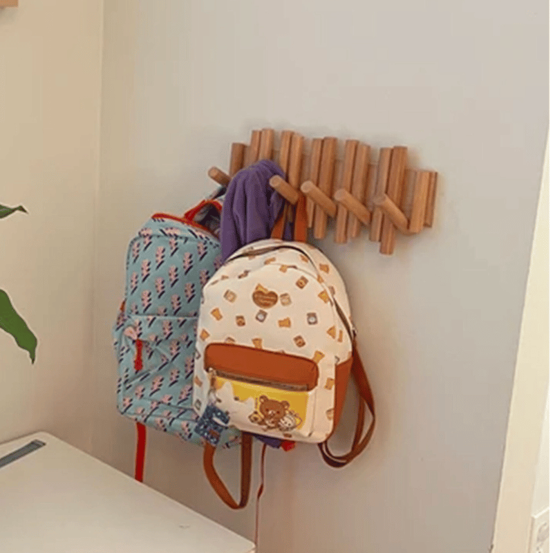 Woodrobe | Handgemaakt houten kledingrek - Scandinavisch ontwerp, wandgarderobe 5