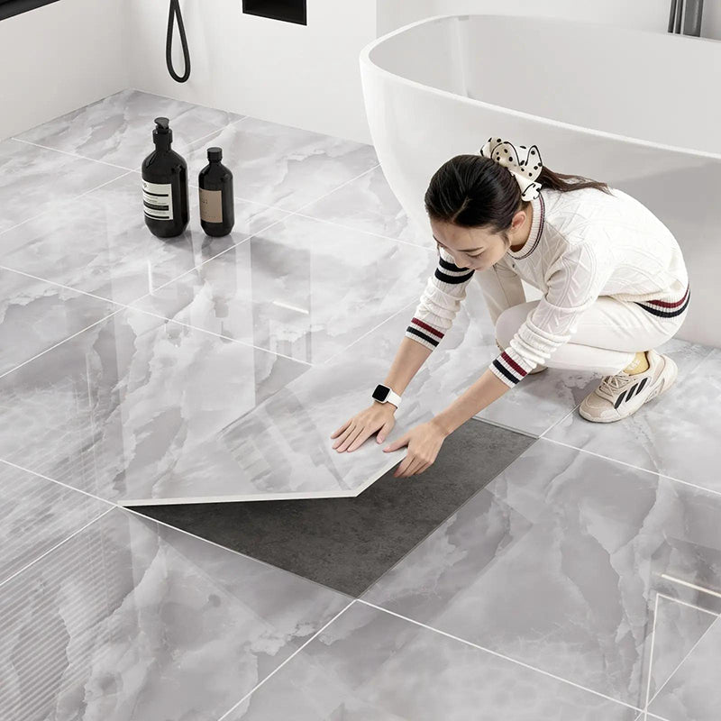 Zelfklevende PVC-vloertegels, set van 10 – 30 × 30 cm, marmerlook, voor keuken en badkamer 2