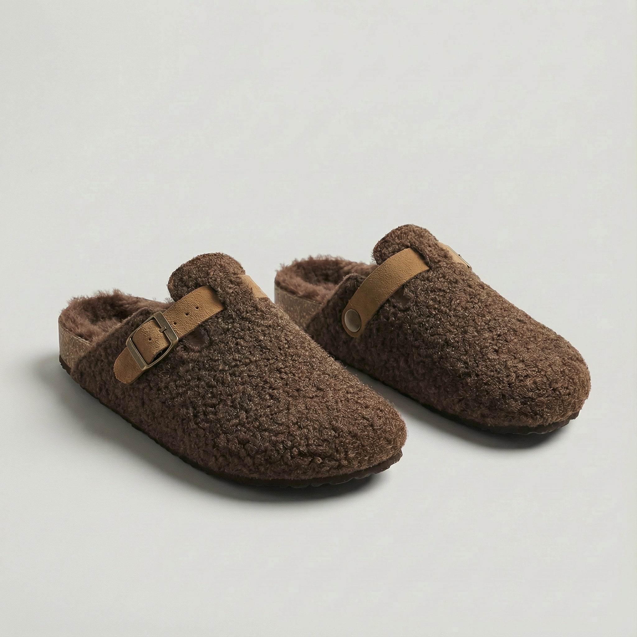 Pantofole Donna – Morbidi Ciabattini in Peluche con Fibbia e Suola Confortevole