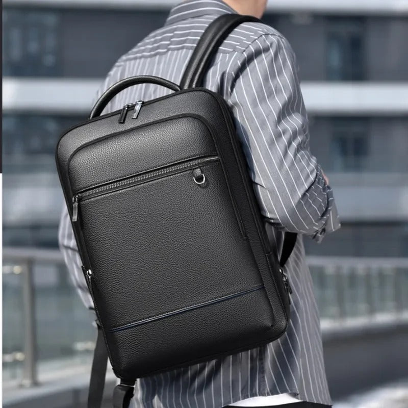 Mochila de cuero con USB y compartimento para portátil – Elegante y funcional para hombres