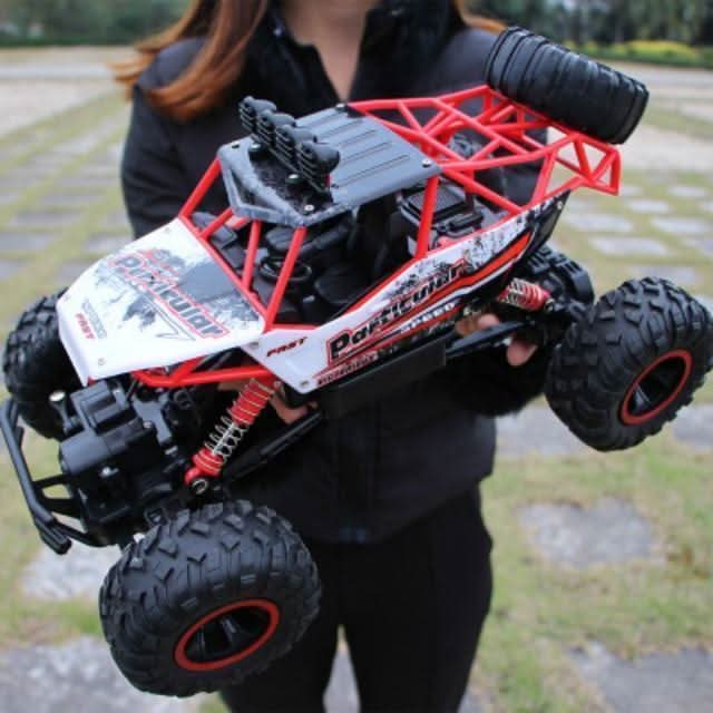 Camión monstruo RC 4x4 – Potente tracción, carrocería resistente y agarre todoterreno