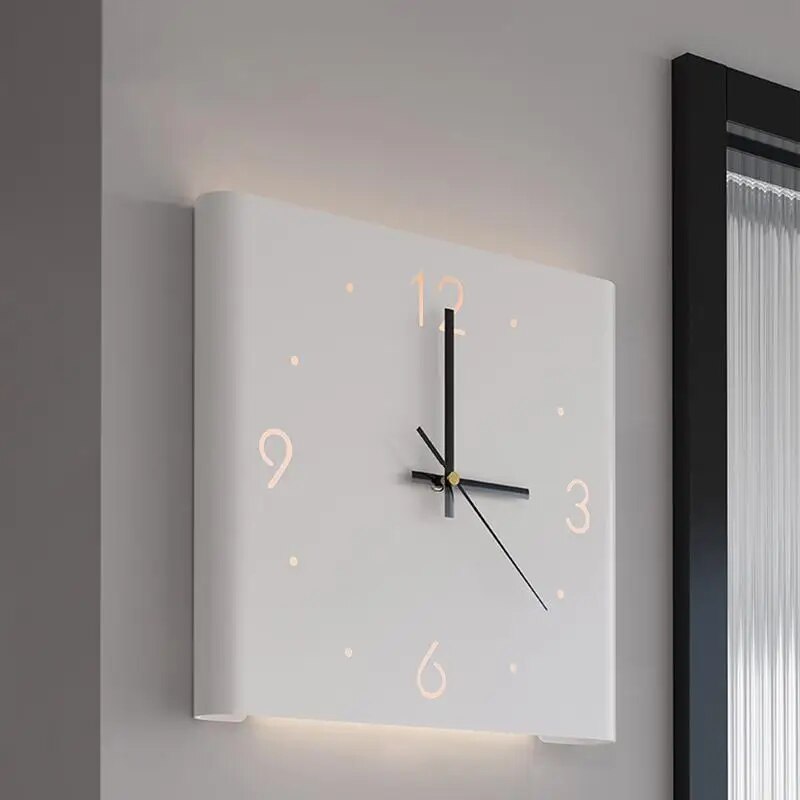 Lumora – Orologio da parete quadrato con luce e movimento silenzioso – design moderno